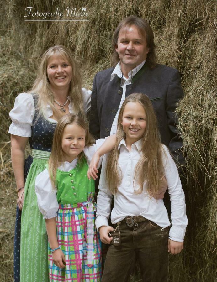 Bauernhof Lindenhof Panzió Scheffau am Wilden Kaiser Kültér fotó